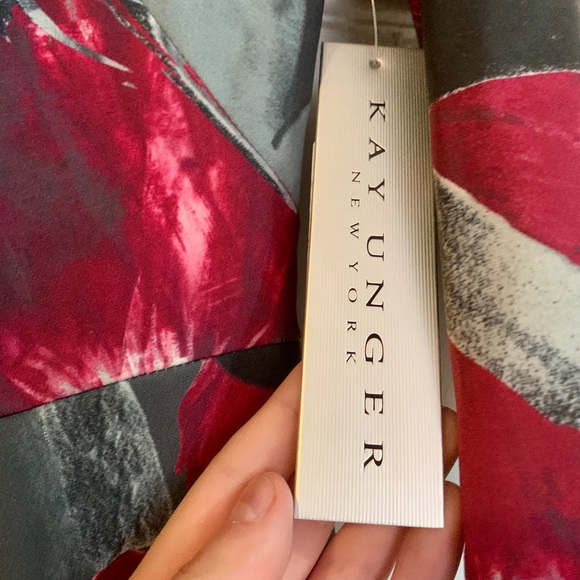 Elbow Sleeve Printed Column Gown - Picture 4 of 5